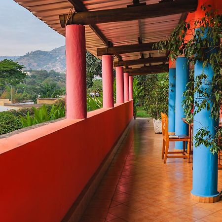 Aparthotel Jardin Tropical ブジュンブラ エクステリア 写真