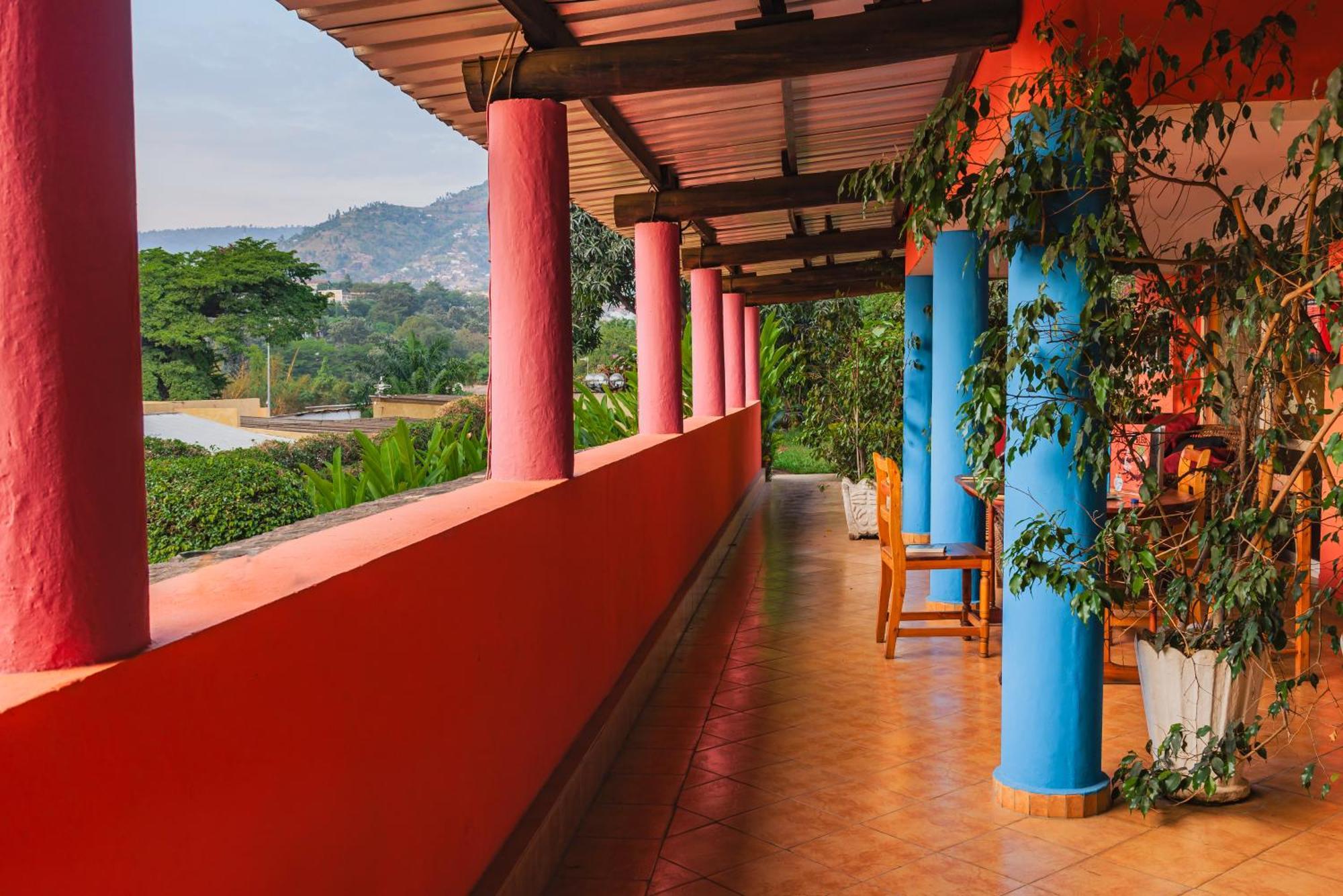 Aparthotel Jardin Tropical ブジュンブラ エクステリア 写真
